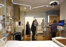 No one likes the idea of visiting a hospital for an emergency. Uf Health Unveils 30m Burn And Wound Care Unit News Ocala Com Ocala Fl
