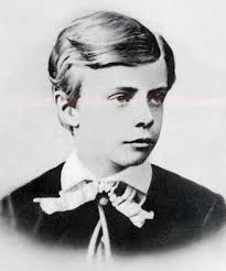 BIG OLD HOUSES: A Most Distinguished Rental