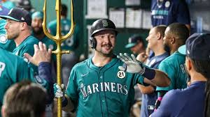 Mariners' Raleigh Smashes Mantle's Record! You Won't Believe How! - Imagen principal del artículo