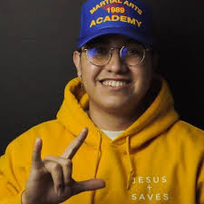 Frankie Sanchez (@Frankie_2020)