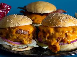 Este fin de semana, se celebra el día de la hamburguesa y en honor de tan noble y delicioso platillo, acudimos a burgerman, uno de los paladares aquí les van 5 de mis burgers favoritas en méxico. Tsv P6di6j 8gm