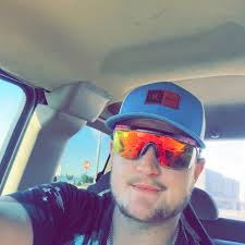 I'm thinking of buying a duramax it will be my first diesel truck, the  owner wants 22k is a 3,500 2018 with 200k miles, who can help me?