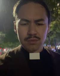 31 today!!! Guess who else has b-day today ▫️ 🤣