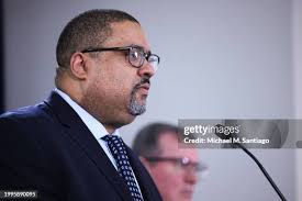 193 Eric Bragg Stock Photos, High-Res Pictures, and Images