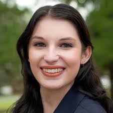 Mary Mell's Instagram, Twitter & Facebook