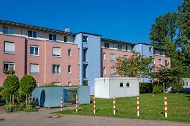 Ältere menschen mit pflegebedarf, sollten sich über die passende wohnform erkundigen. 3 Zimmer Wohnung Zu Vermieten Huckarder Heide 19 44369 Dortmund Huckarde Mapio Net