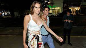 En la mañana de este lunes tuvo lugar un pícaro cruce entre ángel de brito y mariana genesio peña en «los ángeles de la mañana».la participante de «showmatch la academia» contó, entre. Mariana Genesio Se Mostro Acompanada Quien Es El Nuevo Galan Da La Nota