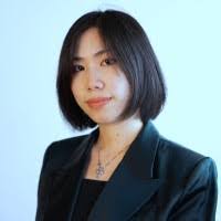 Iris Sorensen's Instagram, Twitter & Facebook