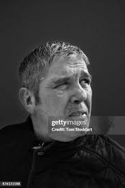 225点のBlack Like Meの写真と高解像度写真