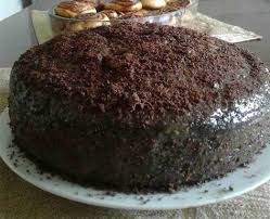 كيكة شوكولاته هشة بالكاراميل زاكي Recipe Food Arabic Food Desserts