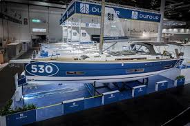 Bateaux Com Actualite Du Bateau De La Mer Et Du Nautisme Voilier Voile Bateau Bateau