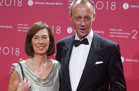 Friedrich merz (cdu) hält nichts vom beherbergungsverbot in hotels. Was Die Merz Debatte Mit Hartz Iv Zu Tun Hat Zwischen Merz Und Hartz Politik Stuttgarter Nachrichten