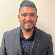 Erik Collado's Instagram, Twitter & Facebook