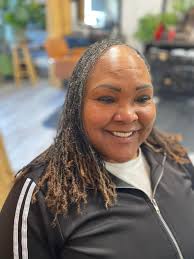 STRANDZ NATURAL HAIR SALON