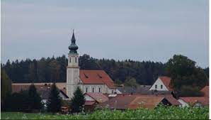 Використовуйте функції карти щоб змінювати масштаб. Kirche In Landersdorf
