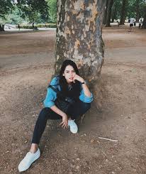 Maudy ayunda (born ayunda faza maudya; Maudy Ayunda Di Instagram Hyde Park Corner Kasual Fotografi Gaya Chic