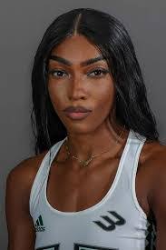 Caitlin Sousa's Instagram, Twitter & Facebook