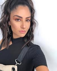 Miriam Andino's Instagram, Twitter & Facebook