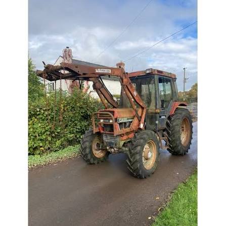 Case IH 885XL Tractor