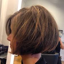 Explore the bob from different perspectives and see how variously you can wear it today. 60 Beautiful And Convenient Medium Bob Hairstyles Capelli Bob Medio Caschetto Idee Per Acconciature
