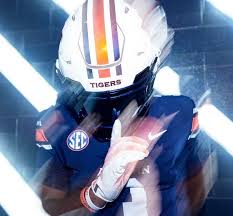 Recruiting: Three star WR Cedrick Simmons commits to Auburn over Alabama  Simmons had recently taken an official visit to Tuscaloosa. The Selma, Ala.  native caught for 2,000 yards as a junior