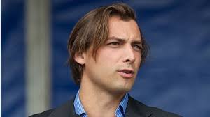 Thierry baudet is geboren in heemstede op 28 januari 1983 en woont in amsterdam. Thierry Baudet El Excentrico Nuevo Rostro De La Extrema Derecha Holandesa Que Publica Desnudos En Instagram Bbc News Mundo