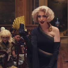 Anne hathaway an oscar, golden globe, critics choice, sag, emmy, bafta, & national board of review winner! Anne Hathaway Reveals Her Terrifying Transformation For The Upcoming 2020 The Witches Remake Bored Panda