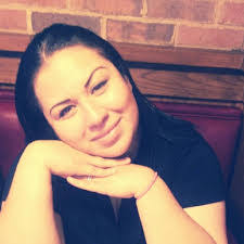 Diana Espino's Instagram, Twitter & Facebook