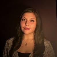 400+ perfiles de «Evelis»