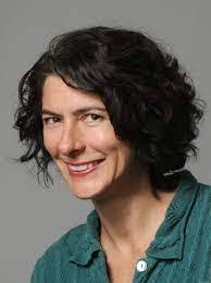 Deirdre Toth's Instagram, Twitter & Facebook