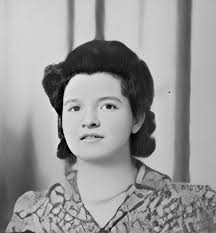 Elenore Maxine “Nellie” Wise Wakeley (1910-2003)