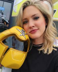 Self @powerrangers love 💛💛💛💛💛💛💛💛💛💛💛 #powerrangers #yellowranger