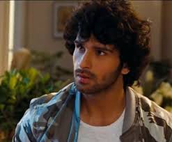 د باليووډ اداکار #روي_کيشان وای د #لاپتا_ليډيز فلم د ثبتولو پر محال ماته د  ډيرو پان خوړلو راته ويل سوي وه چي د فلم د شوټينګ وروسته مو حساب ورته وکړی  160