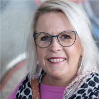 Anna Pryor Email & Phone Number