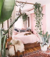 Pin By Audenza On Jungalows Bedroom Design Bedroom Green Room Makeover