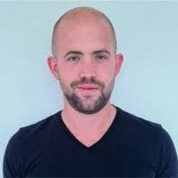 Daniel Becht's Instagram, Twitter & Facebook