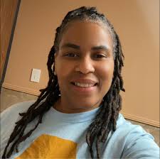 Are there any grocery stores open today?