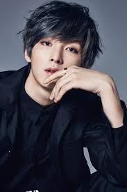 He then debuted in 2016 as the lead vocalist, dancer and visual of the boy group sf9 (sensational feeling 9) under fnc entertainment. Sf9 Kpop Profiles