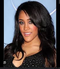 Messy play with Natalie Iatridou ❄️✨🌈🌏🌕