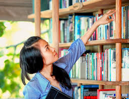 As head of college, wendy will provide leadership and direction to members of the college community and will be responsible for its student development programme and wellbeing agenda. Guide To College Courses In The Philippines