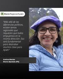La exgobernadora regional de Aysén, Andrea Macías Palma (PS), fue una de  las diputadas electas que obtuvo uno de los tres escaños del Distrito 27 en  la Cámara Baja, tras las Elecciones