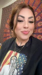 Come with me to do somw nanoblading and shading! Thia was a touch up! She  started out her brow journey with me a few months ago. Shes a busy woman  with a busy schedule and was sick of having to draw ...