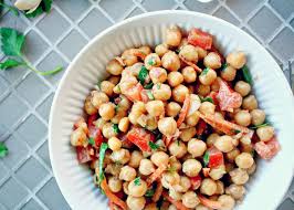 Time for a new series of answers and questions. Salata De Vara Cu Naut