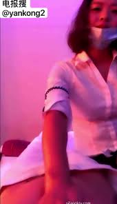 黑丝女技师 看上 潜力股 大胆示爱 体验 顶级服务