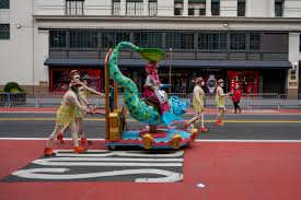 In a new york tradition that's as popular as turkey, macy's thanksgiving day parade takes place today and you can watch it live online. Macy S Thanksgiving Day Parade Watch Online Off 50