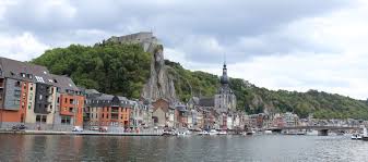 From $493.89 per group (up to 15) private full day tour to luxembourg and dinant from brussels with hotel pick up. Namur Treffen Sich Zwei Flusse Waffelreisen