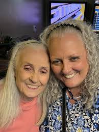 Karen Brister's Instagram, Twitter & Facebook