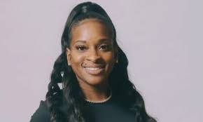 Tia Perry's Instagram, Twitter & Facebook