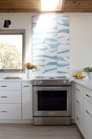 Modern Marthas Vineyard Surfer Home Renovation With Images Kitchen Backsplash Trends Tile Trends Kitchen Tiles Design