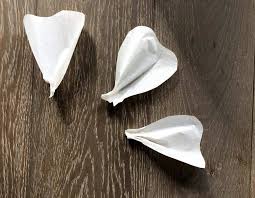 Step by step white tissue paper flowers. Tissue Paper Flower Wall Decor